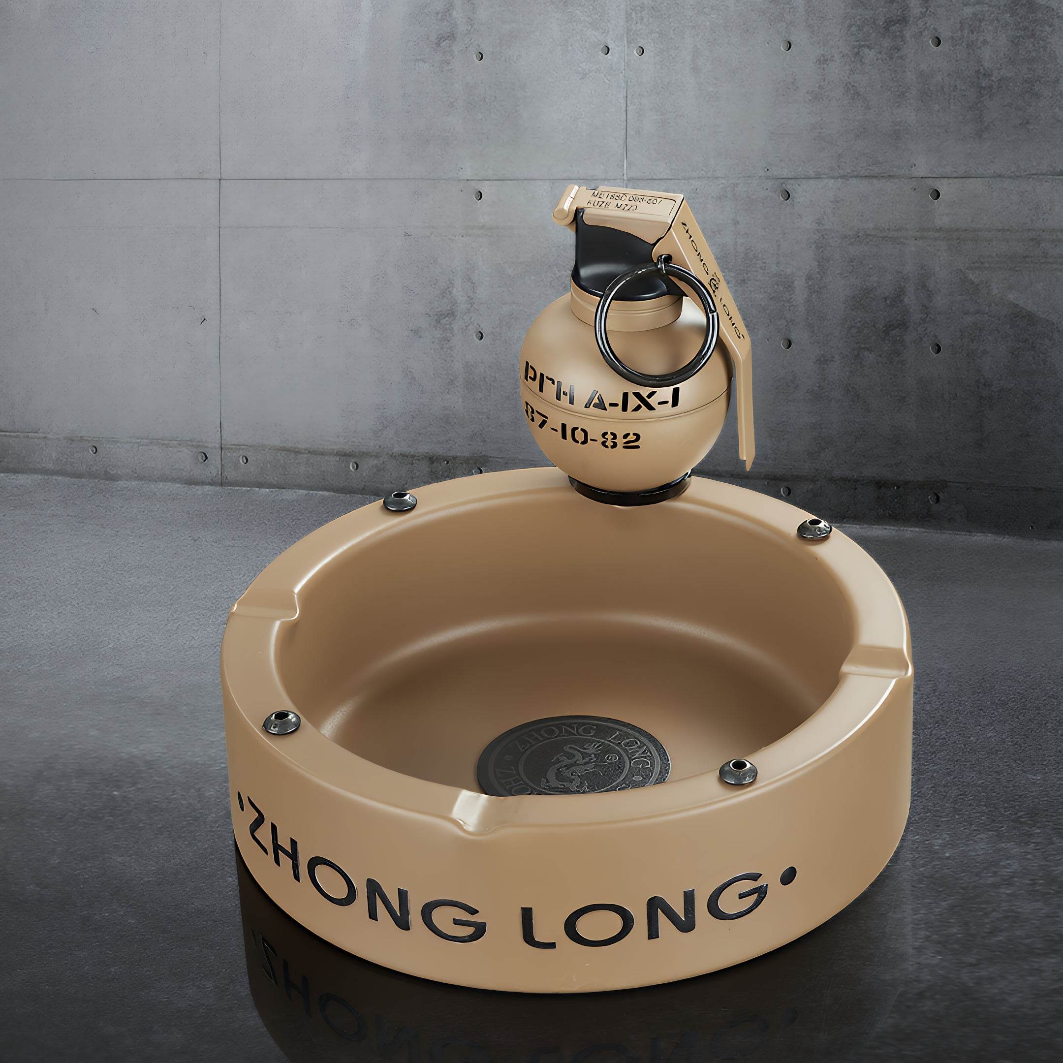 Grenade Lighter With Round Ashtray - GHOST RIG